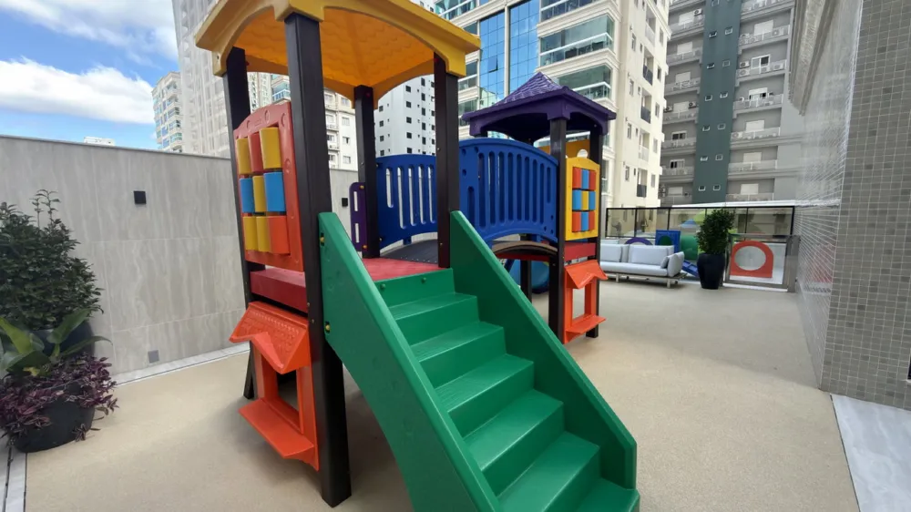 Apartamento 4 quartos para venda no bairro MEIA PRAIA em Itapema