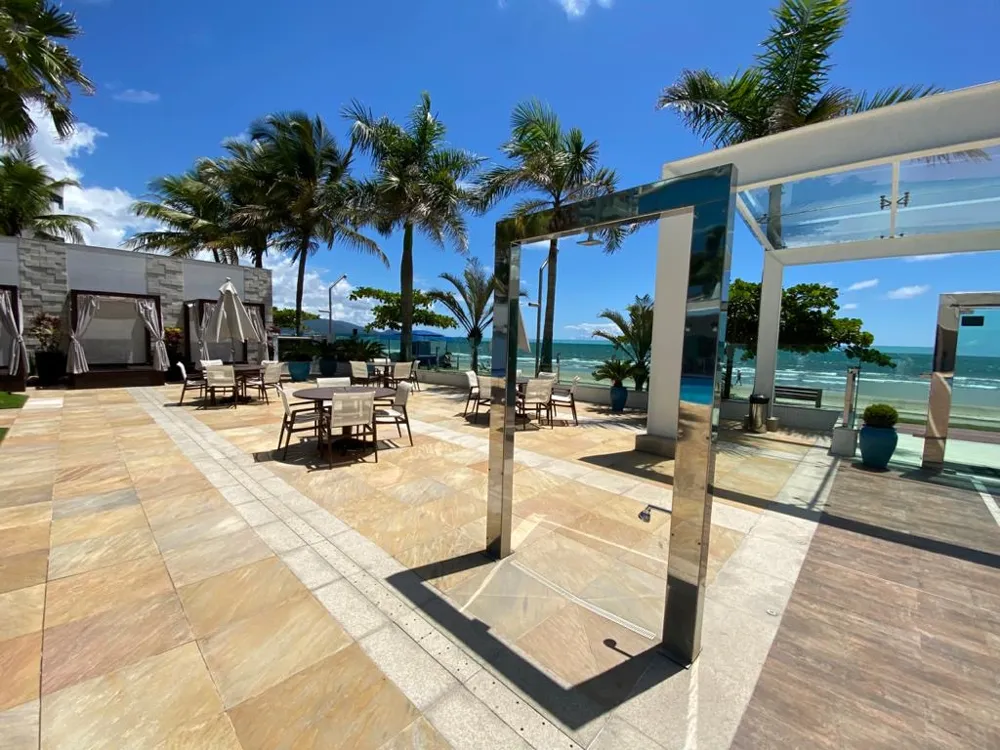 Apartamento para venda no bairro Meia Praia em Itapema