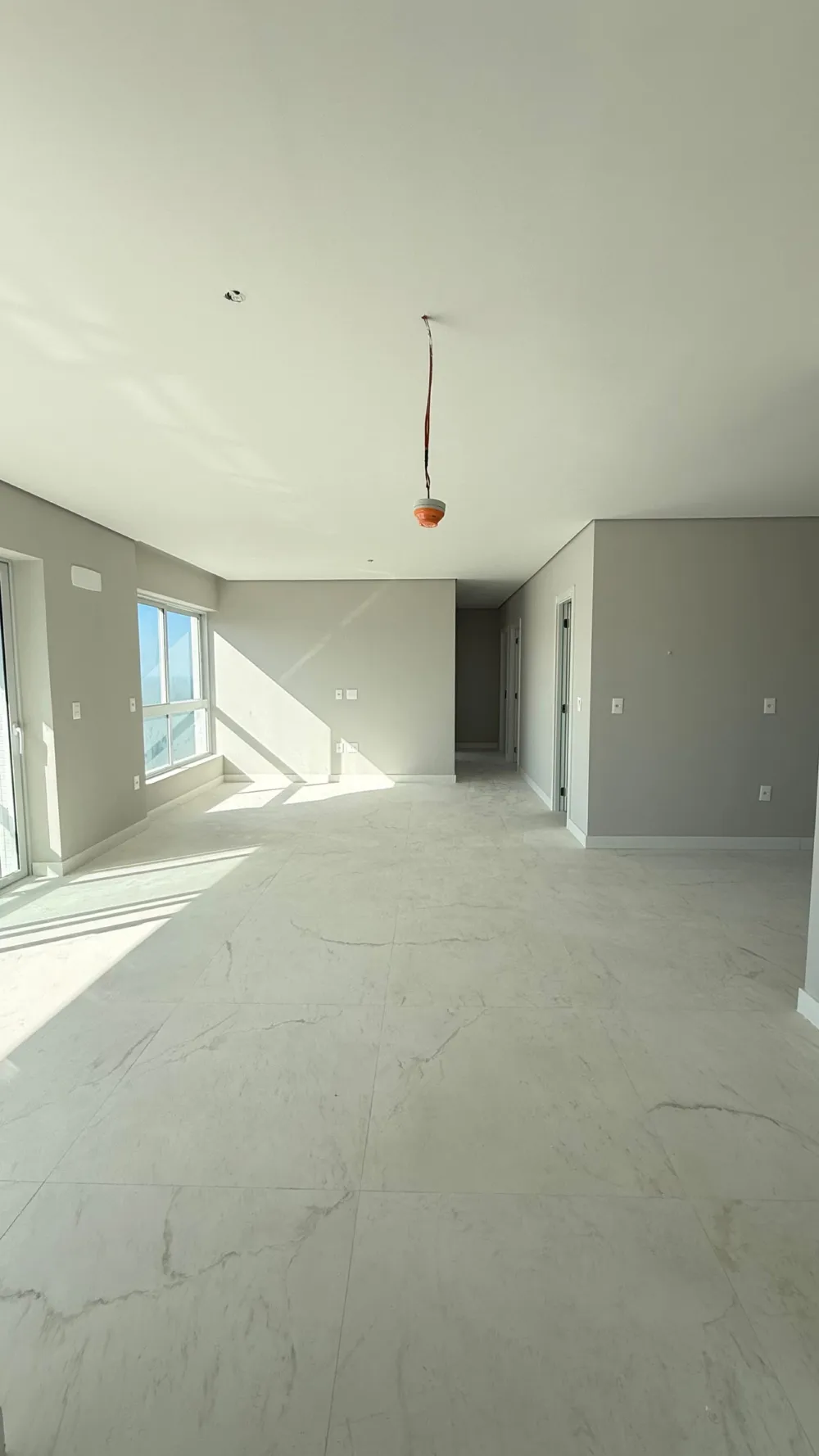Apartamento 3 quartos para venda no bairro Meia Praia em Itapema