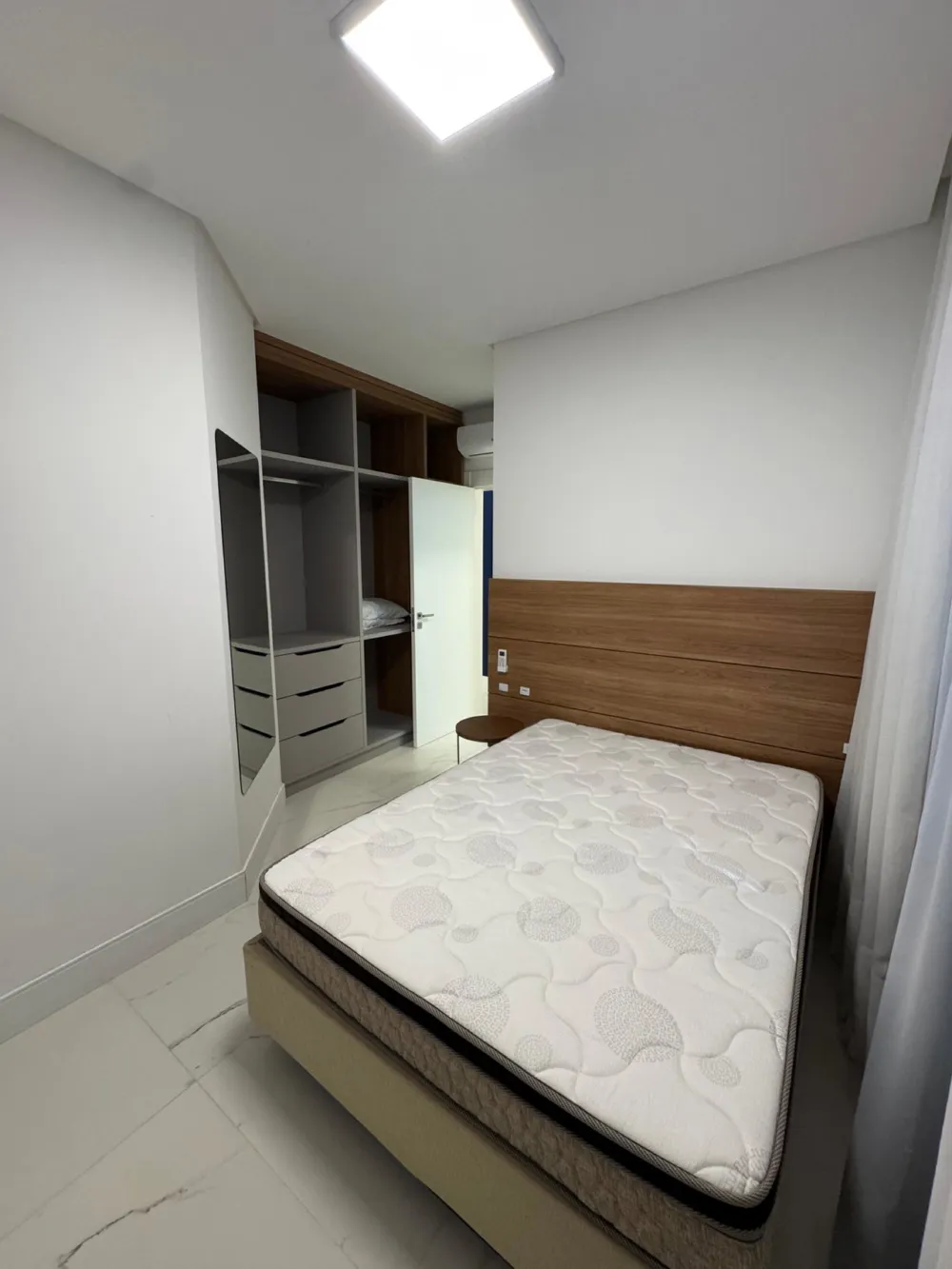 Apartamento para venda no bairro Meia Praia em Itapema