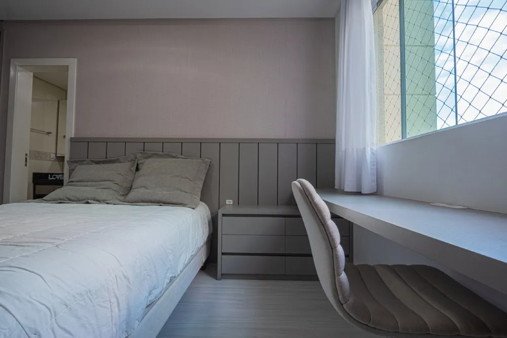 Apartamento para venda no bairro Meia Praia em Itapema
