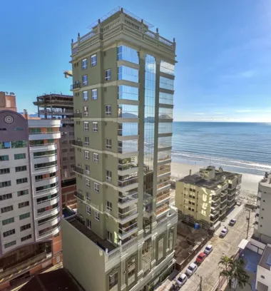 Apto. Diferenciado para venda no bairro Meia Praia em Itapema
