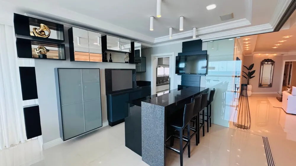 Apartamento 4 quartos para venda no bairro Meia Praia em Itapema