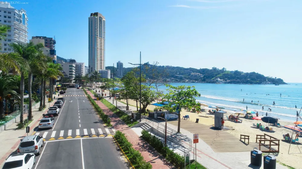 Apartamento para venda no bairro Centro em Itapema