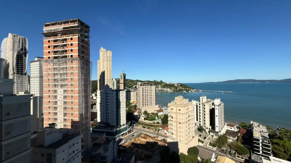 Apartamento para venda no bairro Centro em Itapema