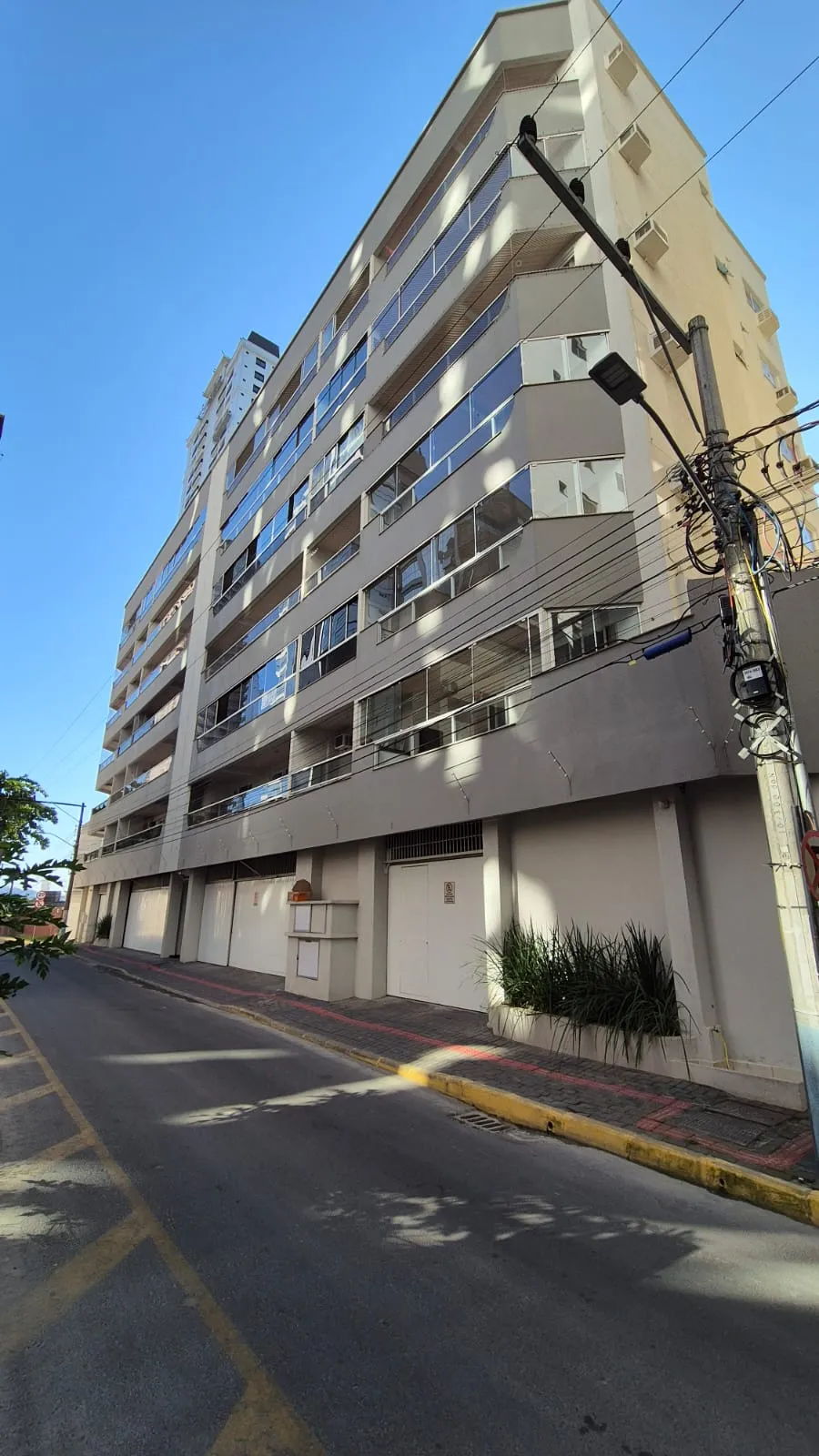 Apartamento para venda no bairro Meia Praia em Itapema