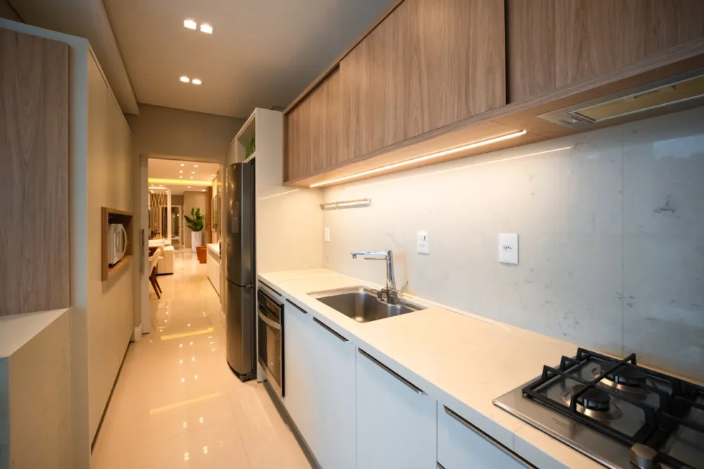 Apartamento para venda no bairro Meia Praia em Itapema