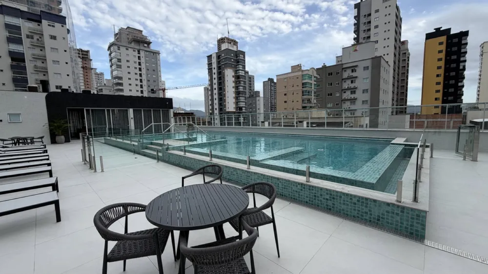 Apartamento 3 quartos para venda no bairro Meia Praia em Itapema