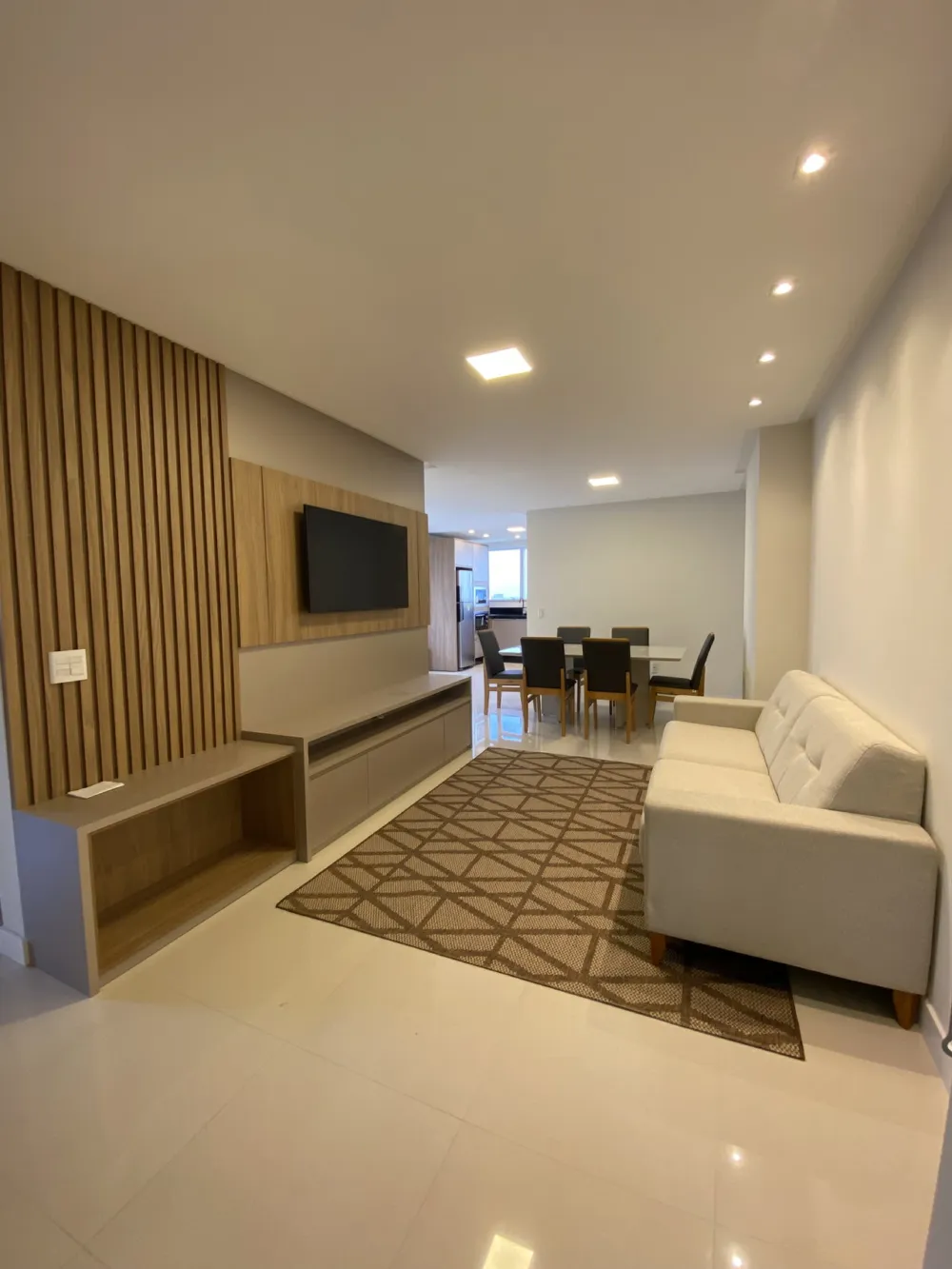 Apartamento para venda no bairro Meia Praia em Itapema