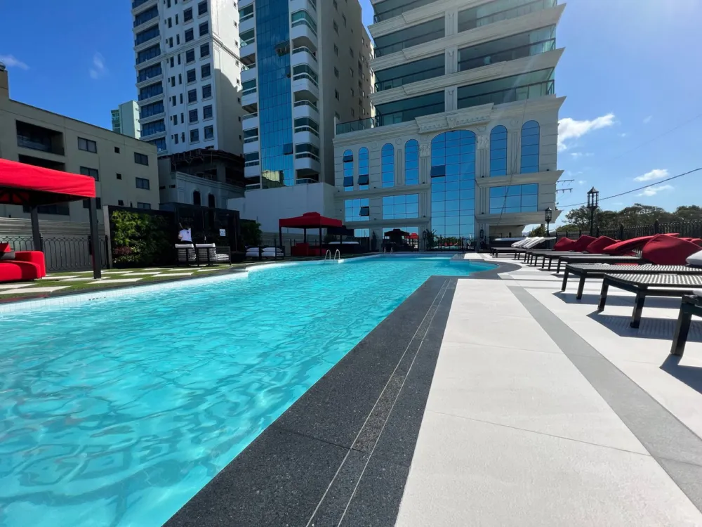 Apartamento para reserva no bairro Meia Praia em Itapema