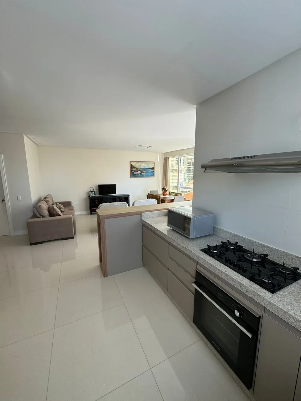 Apartamento 3 quartos para venda no bairro Meia Praia em Itapema