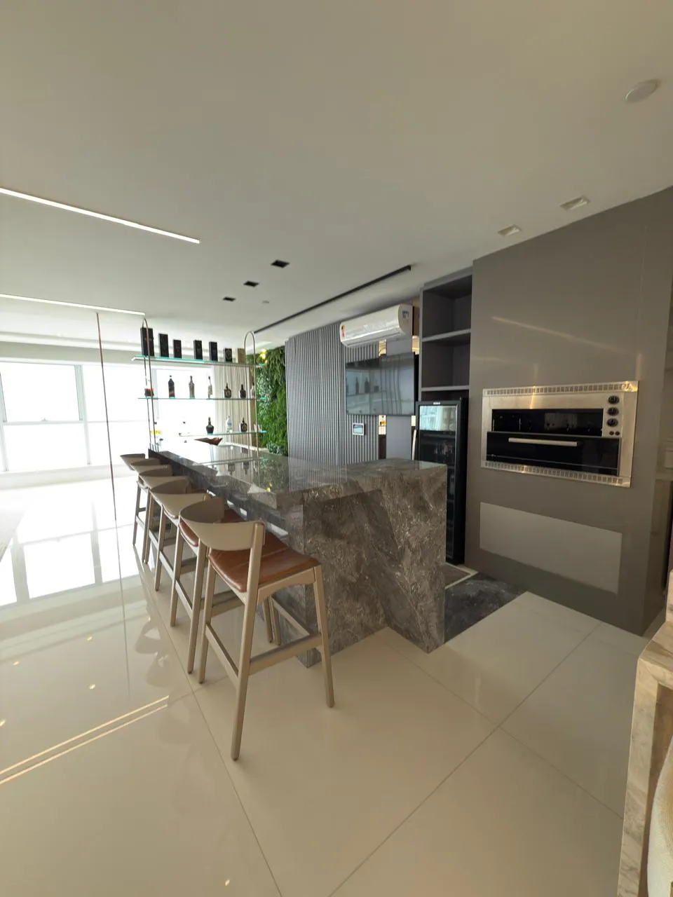 Apartamento para venda no bairro Centro em Balneário Camboriú