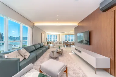 Apartamento para venda no bairro Centro em Balneário Camboriú
