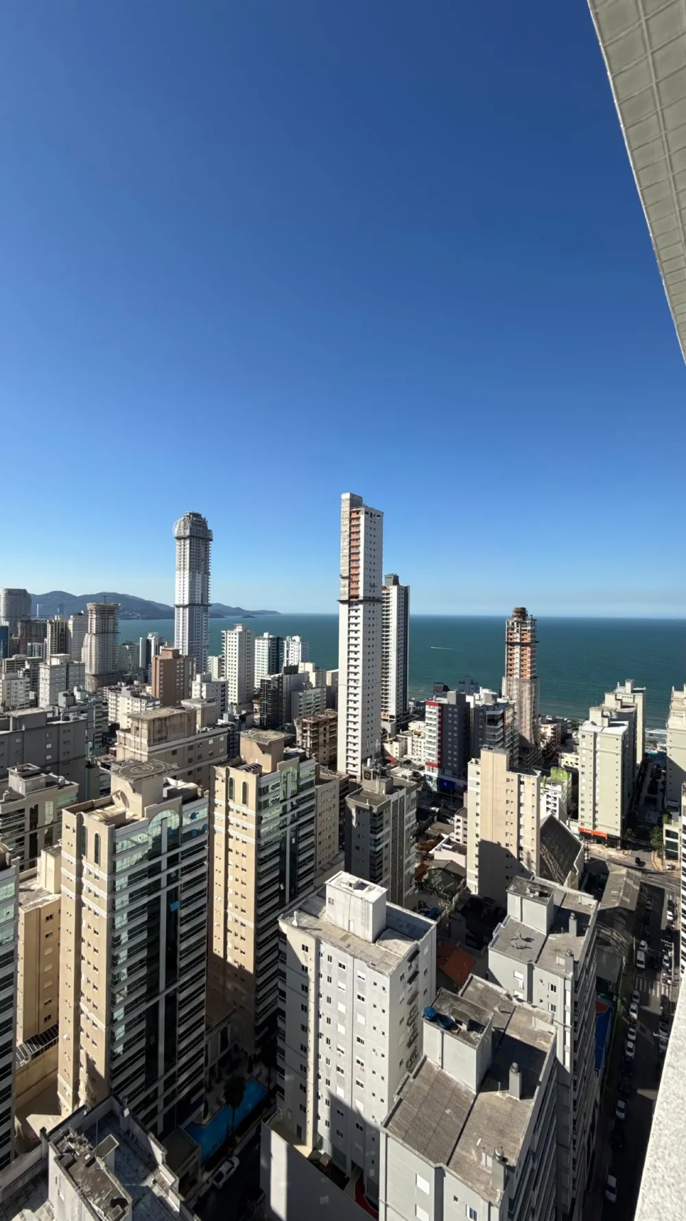 Apartamento 3 quartos para venda no bairro Meia Praia em Itapema