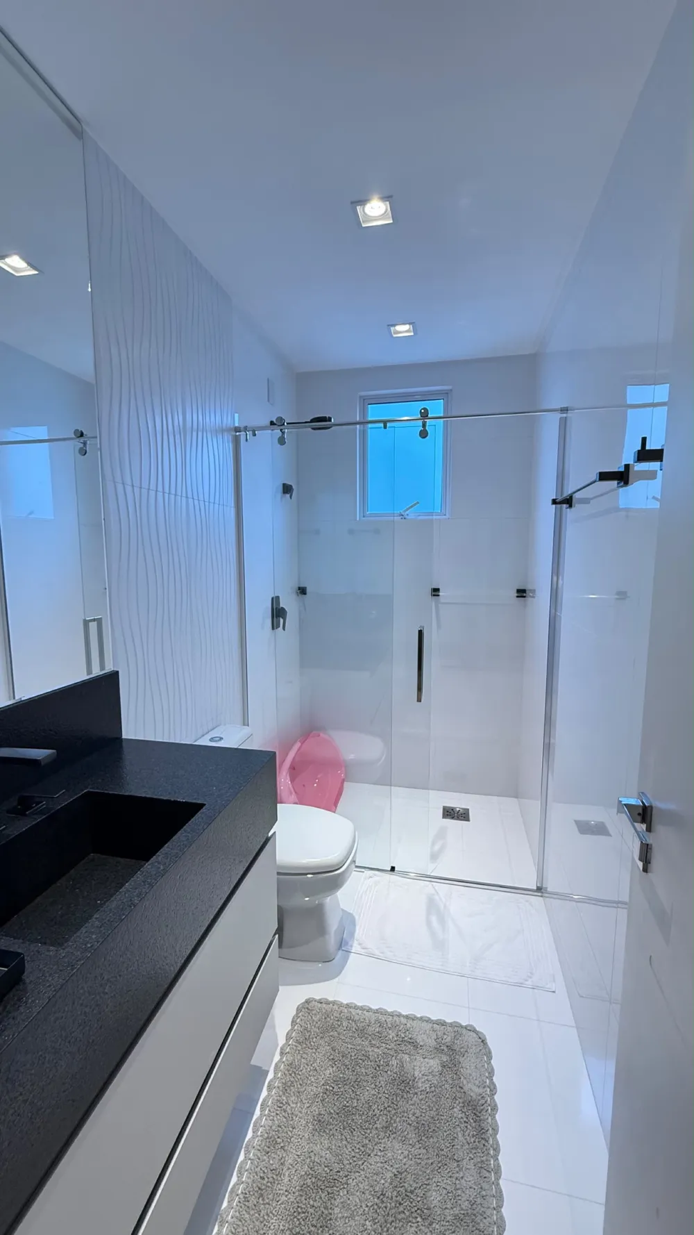 Apartamento para venda no bairro Meia Praia em Itapema