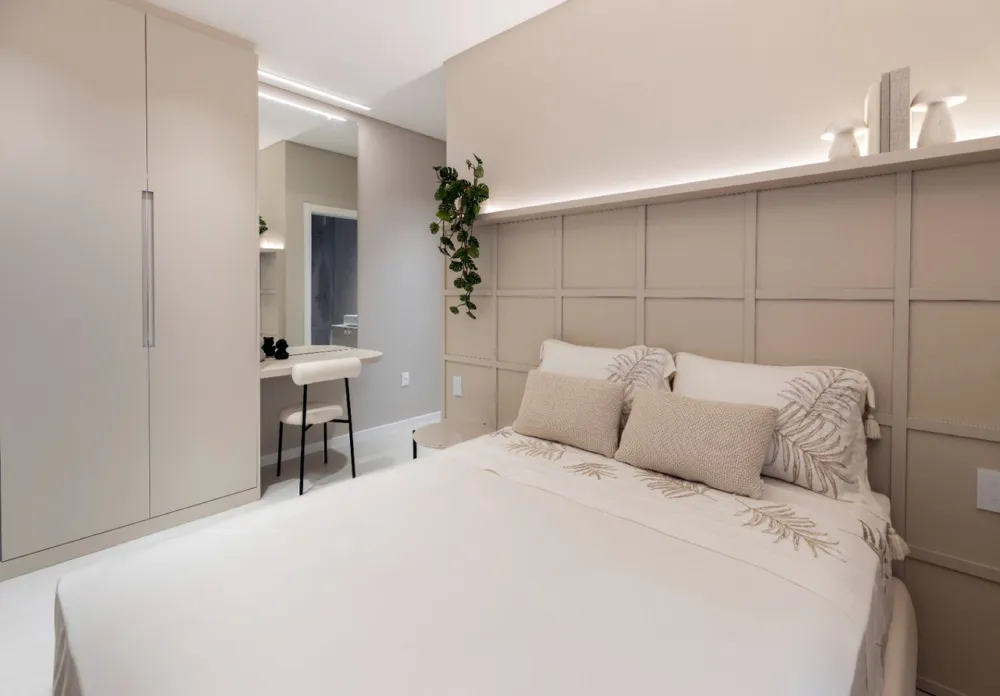 Apartamento para venda no bairro Meia Praia em Itapema