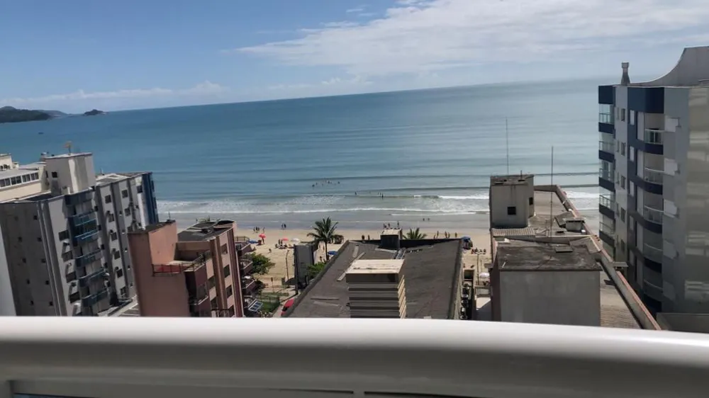 Apartamento para venda no bairro Meia Praia em Itapema