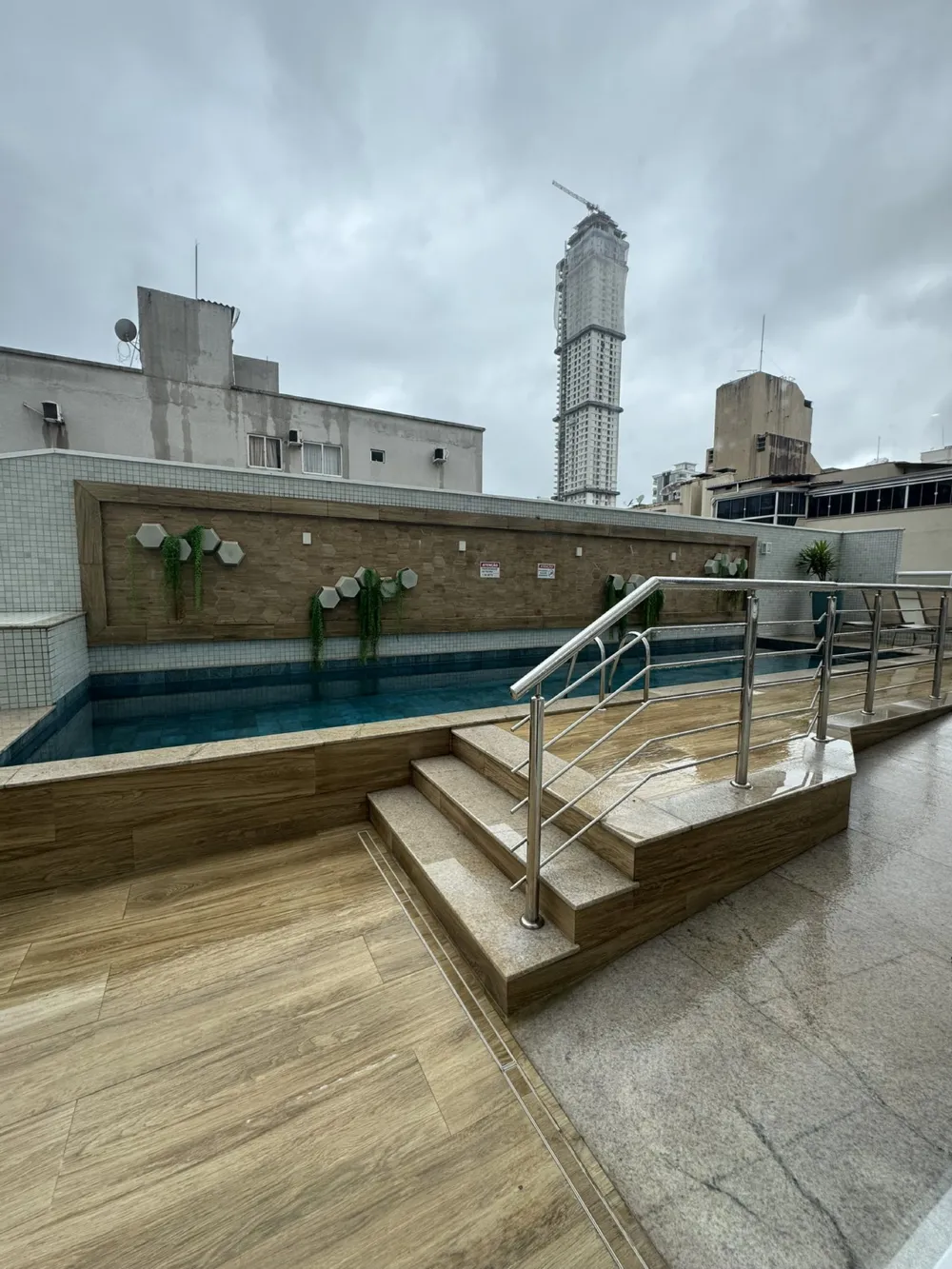 Apartamento para venda no bairro Meia Praia em Itapema