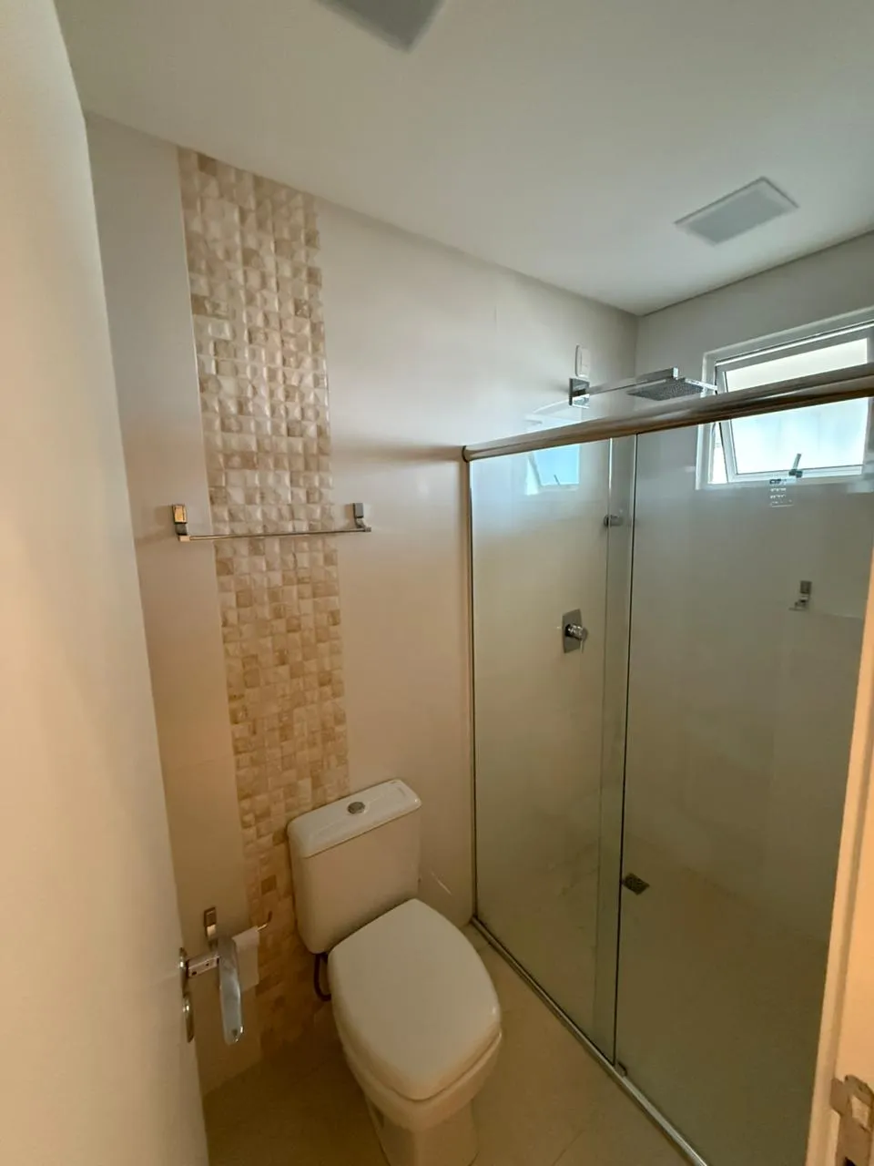 Apartamento para venda no bairro Meia Praia em Itapema