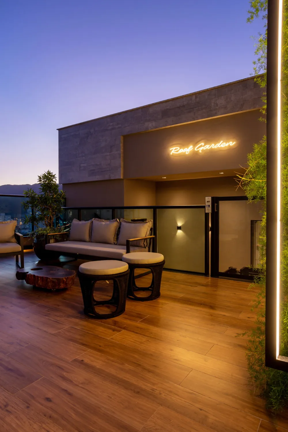 Apartamento para venda no bairro Meia Praia em Itapema