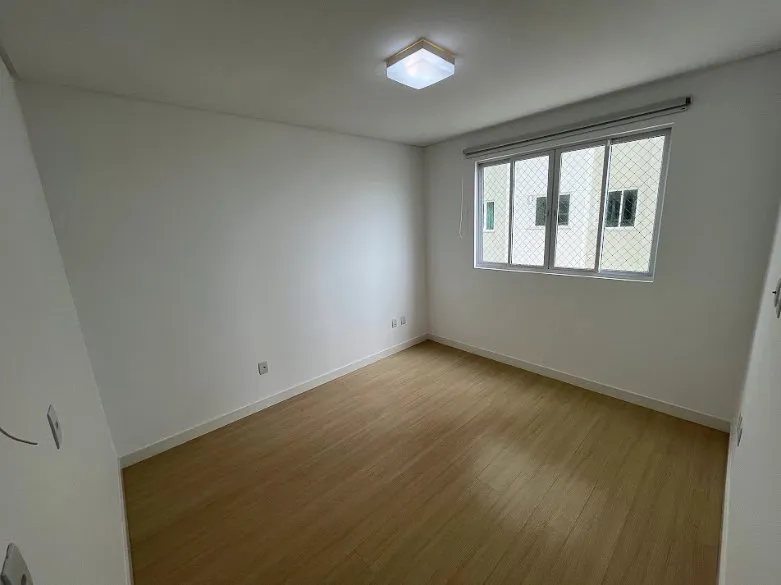 Apartamento para venda no bairro Estreito em Itapema