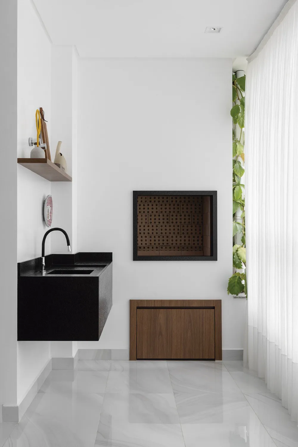 Apartamento para venda no bairro Meia Praia em Itapema