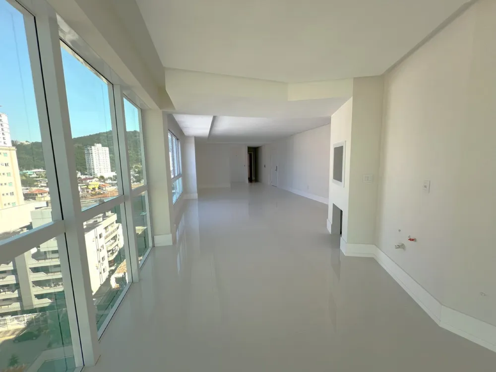 Apartamento para venda no bairro Centro em Itapema