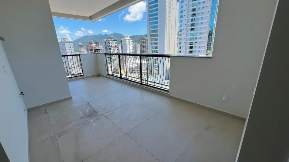 Apartamento 4 quartos para venda no bairro Meia Praia em Itapema
