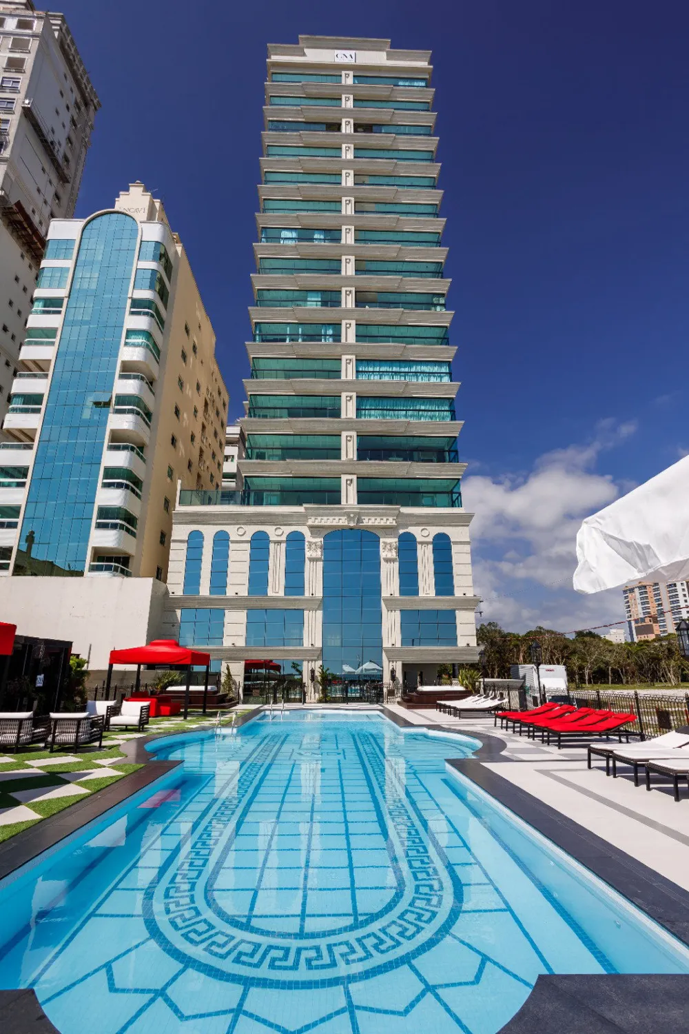 Apartamento para reserva no bairro Meia Praia em Itapema