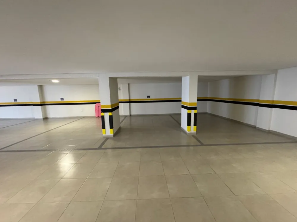 Apartamento para venda no bairro Meia Praia em Itapema