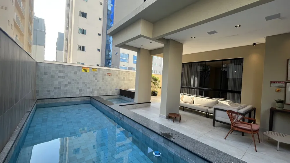 Apartamento para venda no bairro Meia Praia em Itapema