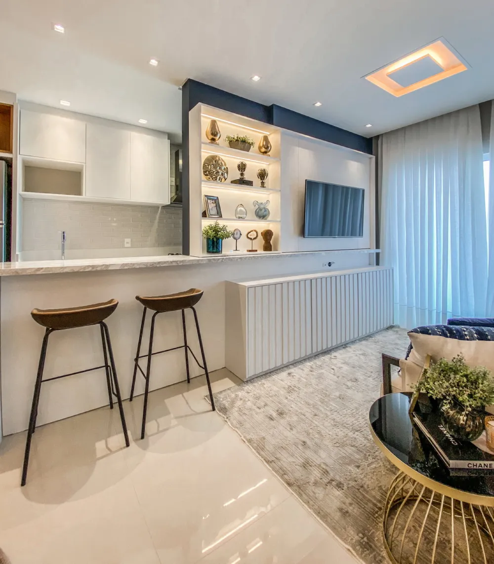 Apartamento para venda no bairro Meia Praia em Itapema