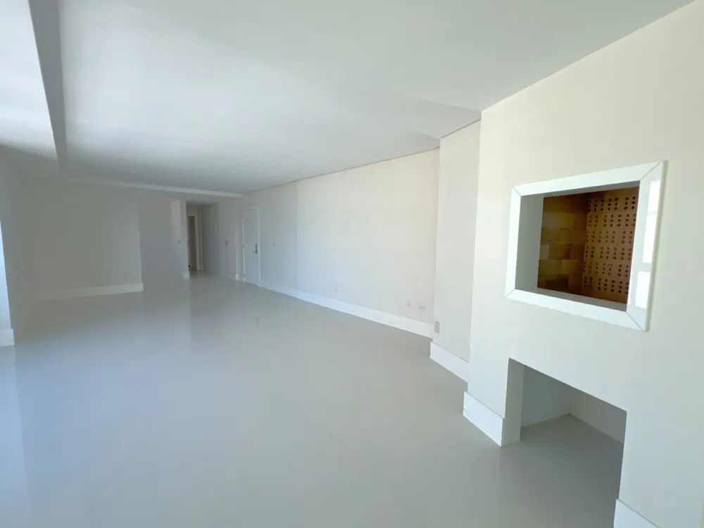 Apartamento para venda no bairro Centro em Itapema