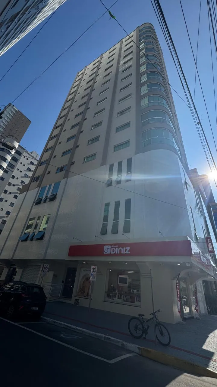 Apartamento 3 quartos para venda no bairro Meia Praia em Itapema