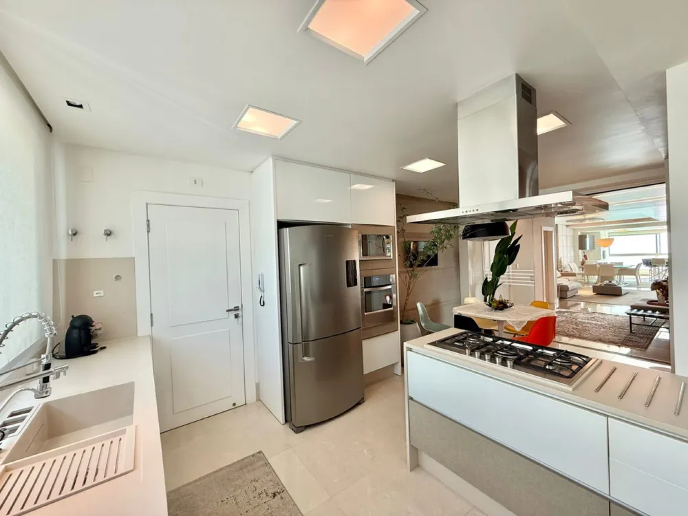 Apartamento para venda no bairro Centro em Balneário Camboriú