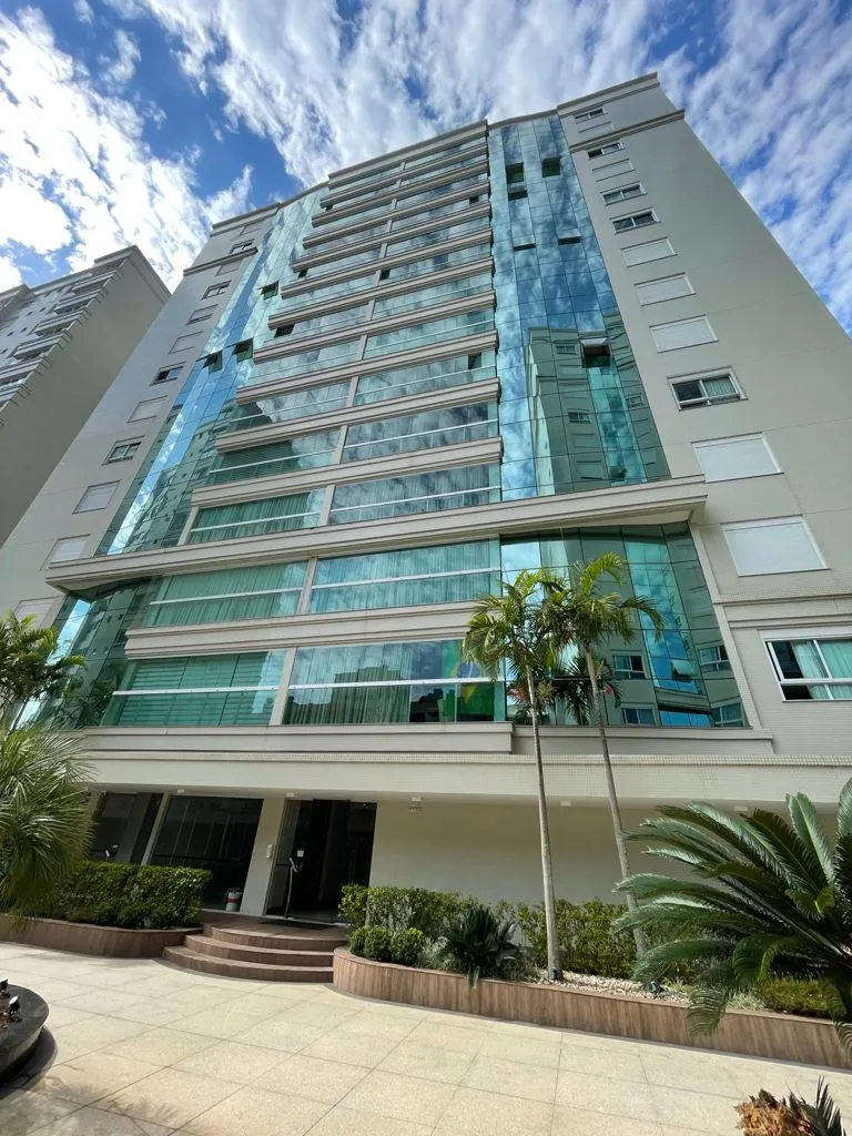 Apartamento 4 quartos para venda no bairro Meia Praia em Itapema