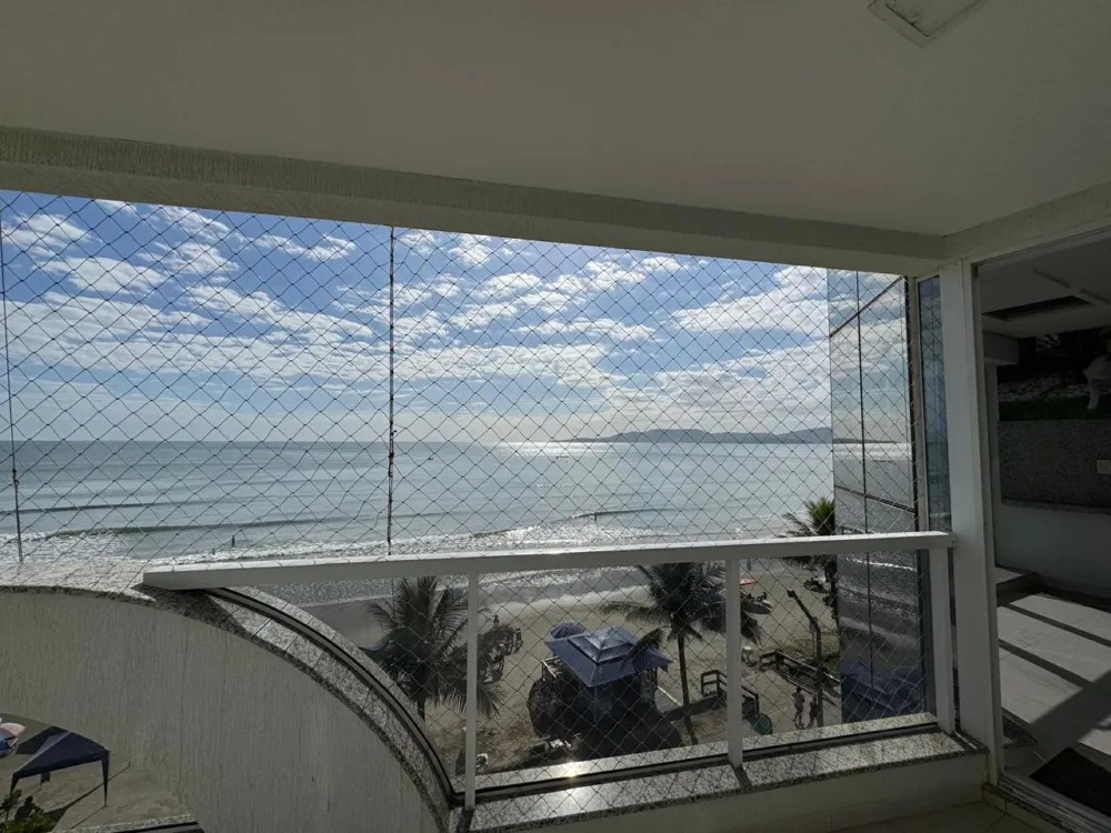Apartamento para venda no bairro Meia Praia em Itapema