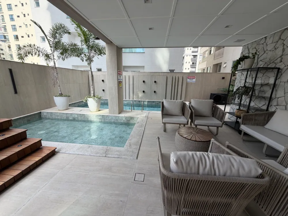 Apartamento para venda no bairro Meia Praia em Itapema