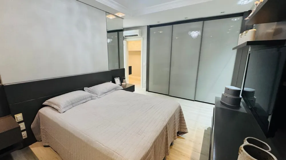 Apartamento 4 quartos para venda no bairro Meia Praia em Itapema