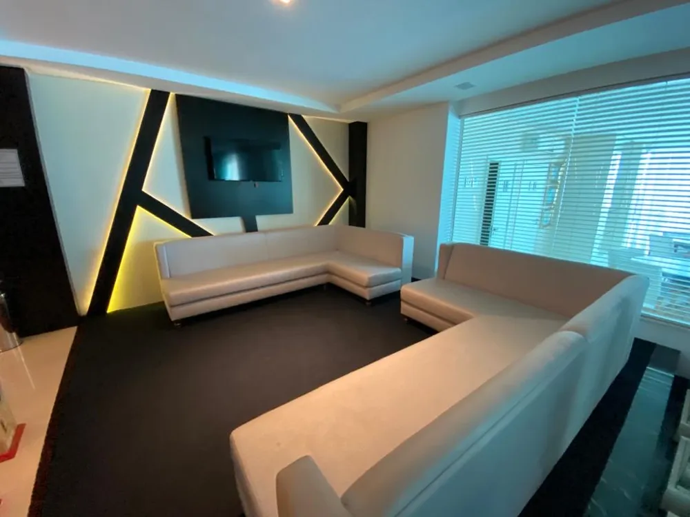 Apartamento para venda no bairro Meia Praia em Itapema
