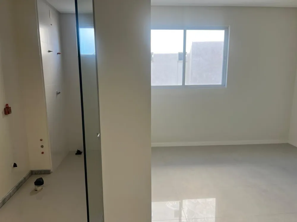 Apartamento para venda no bairro Meia Praia em Itapema