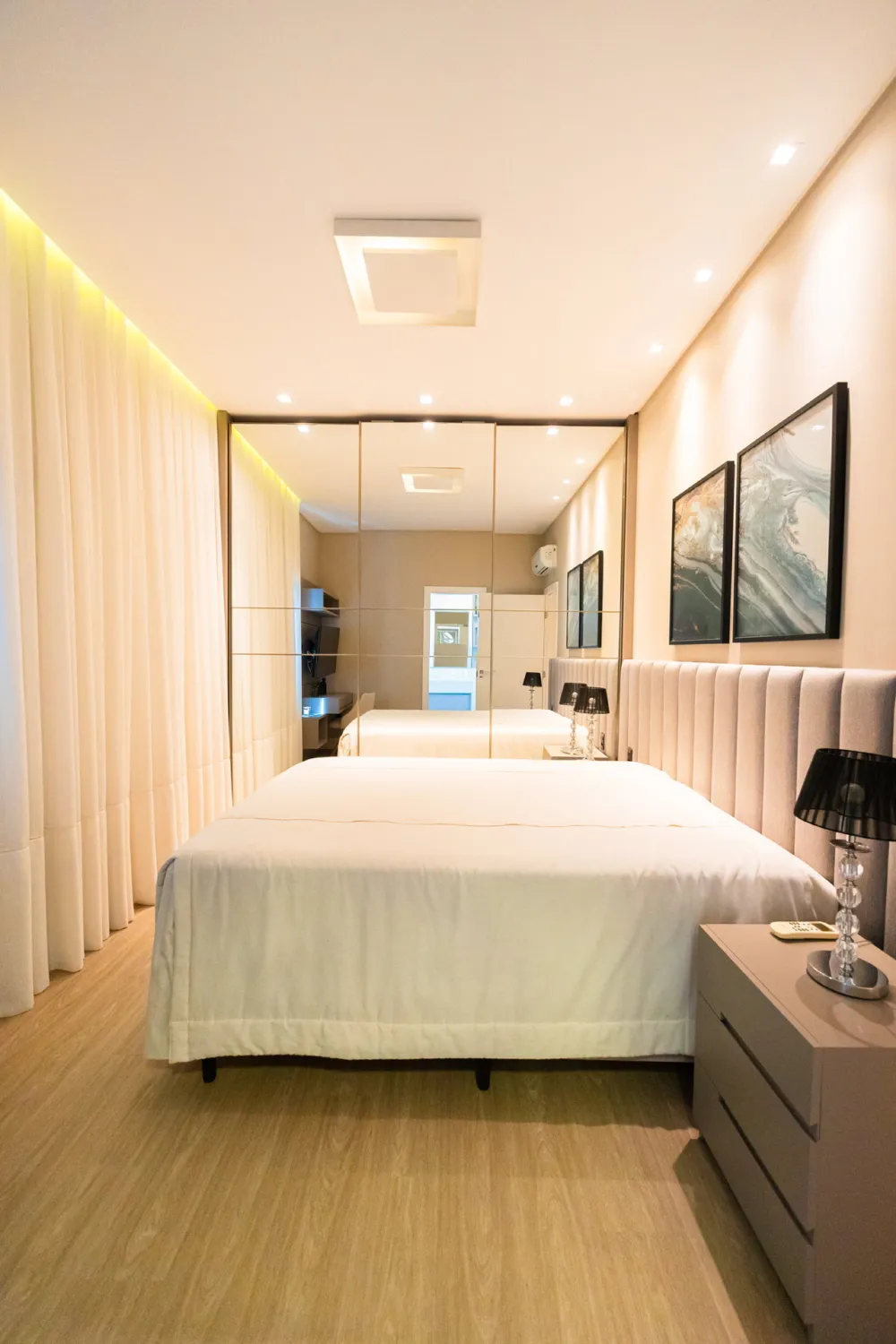 Apartamento para venda no bairro Meia Praia em Itapema