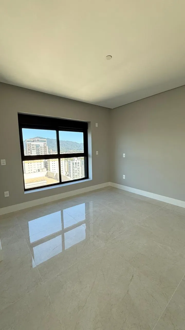 Apartamento 4 quartos para venda no bairro MEIA PRAIA em Itapema