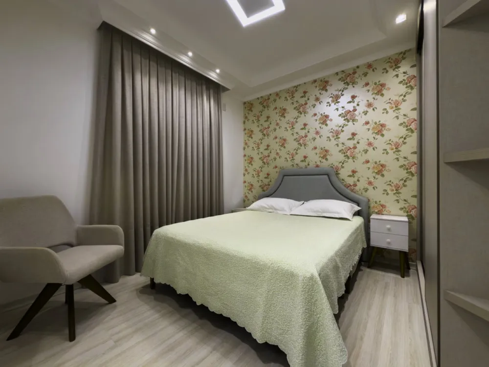 Apartamento para venda no bairro Meia Praia em Itapema