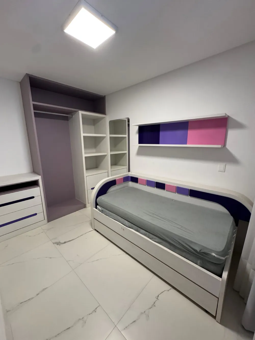Apartamento para venda no bairro Meia Praia em Itapema