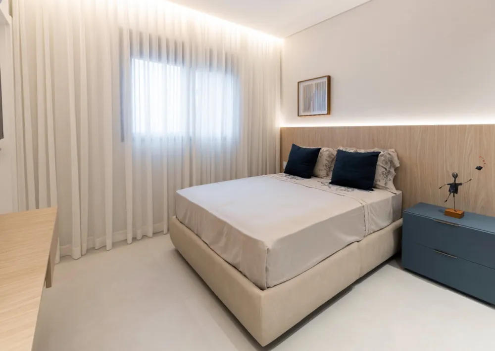 Apartamento para venda no bairro Meia Praia em Itapema