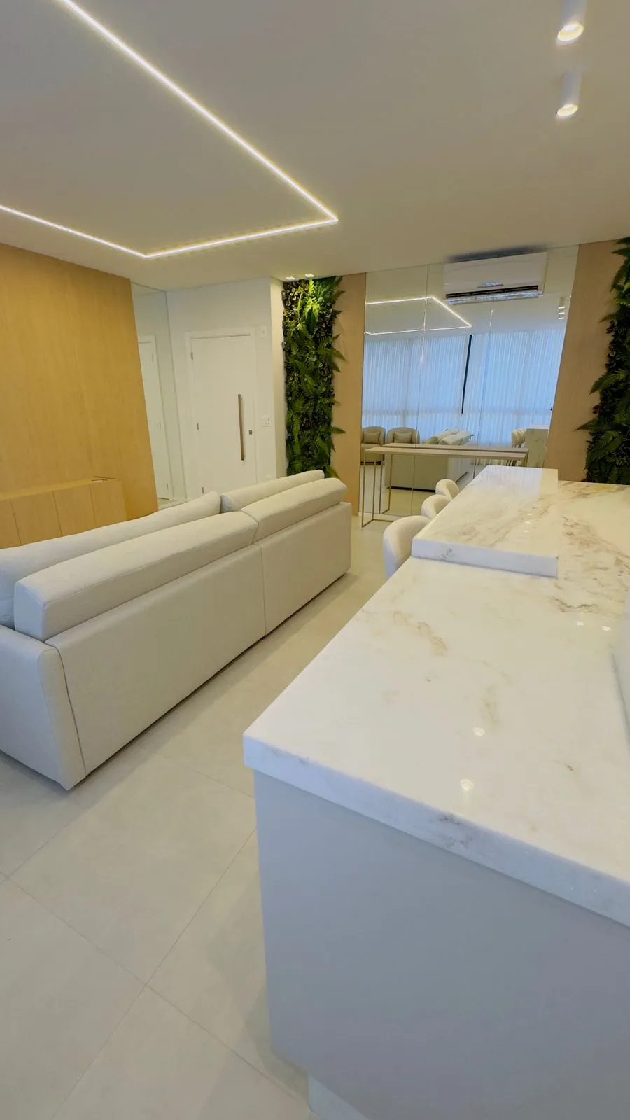 Apartamento 3 quartos para venda no bairro Canto da Praia em Itapema