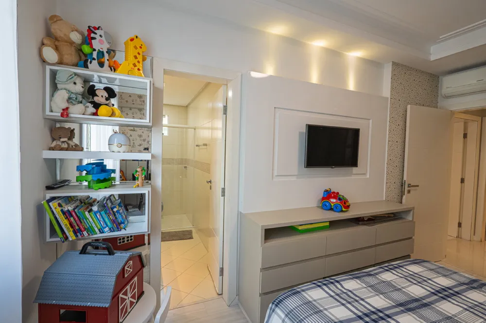 Apartamento para venda no bairro Meia Praia em Itapema
