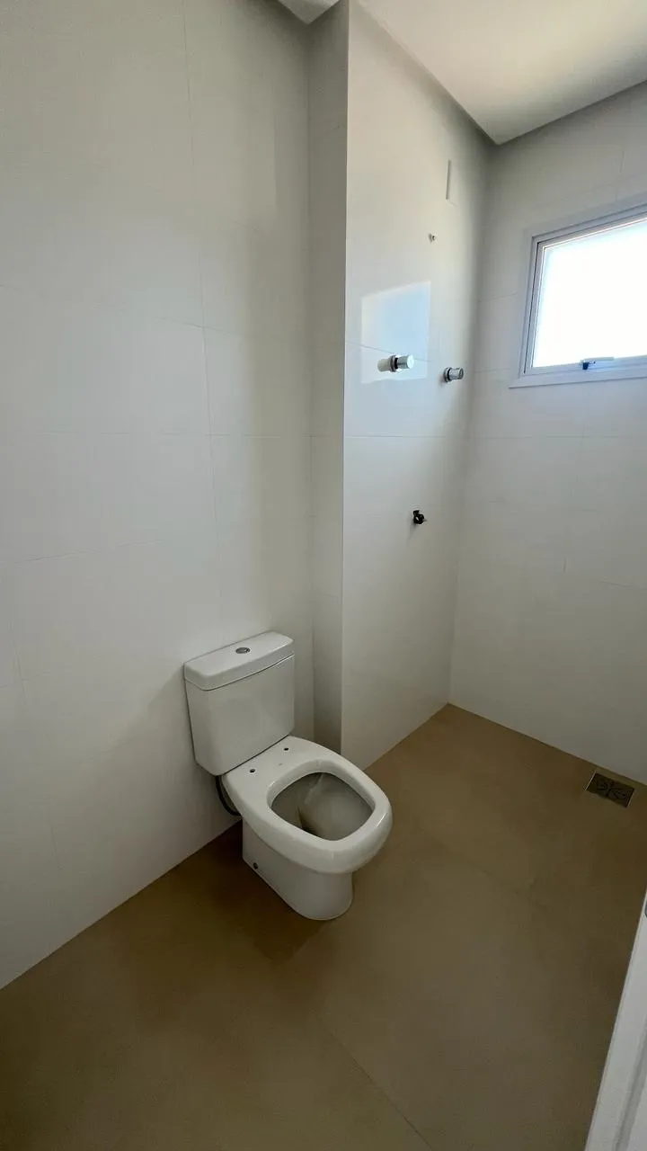 Apartamento 4 quartos para venda no bairro Meia Praia em Itapema