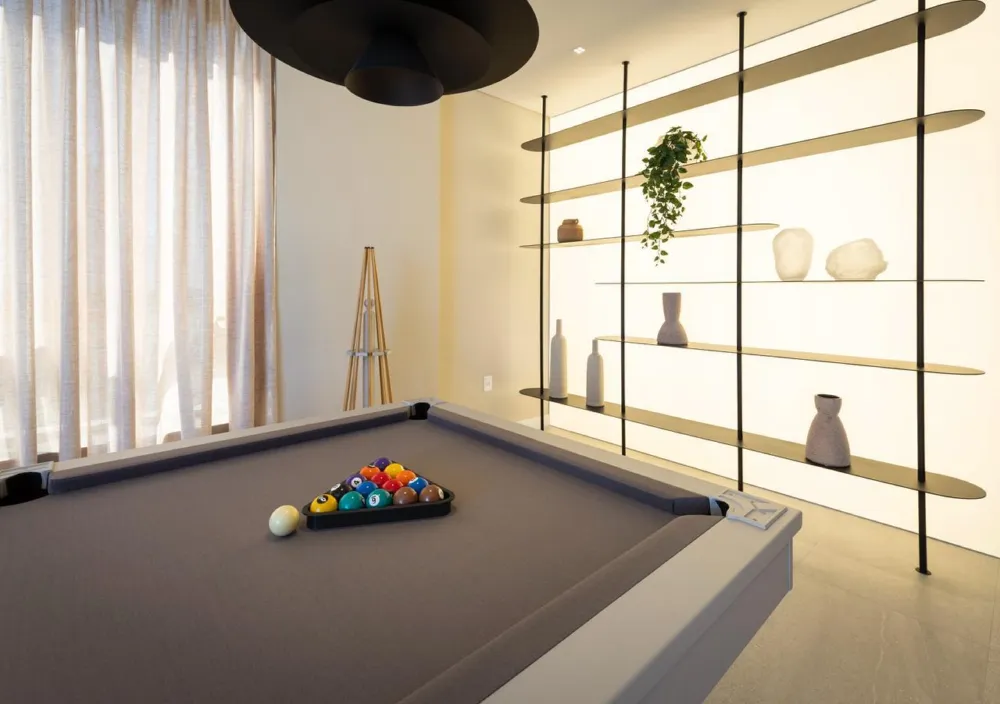Apartamento para venda no bairro Meia Praia em Itapema